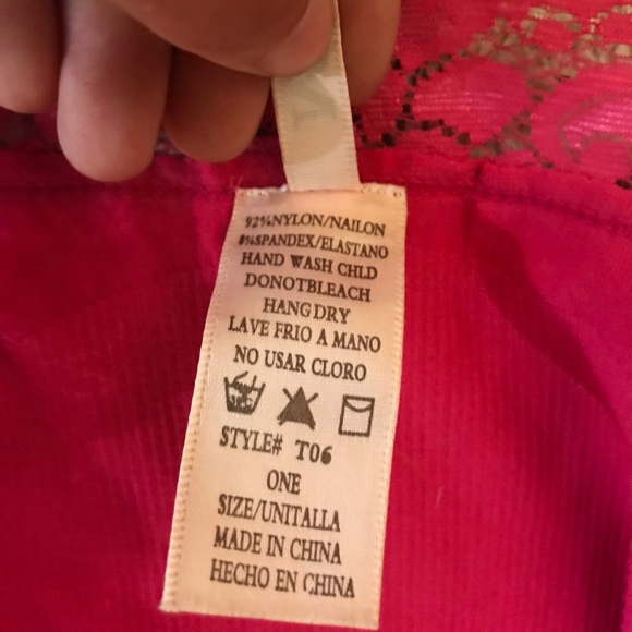 M U.S.A Pink form fitting tank top - Picture 4 of 4